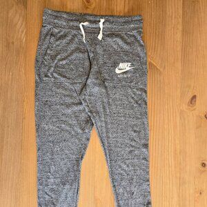 Nike Womens Gray Thin Comfy Joggers Sweat Pants Small with Pockets